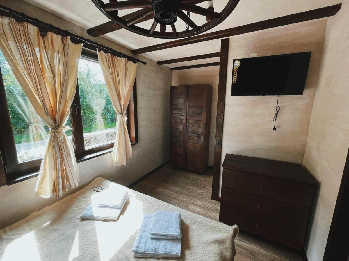 Карамановите Къщи Apriltsi  Exterior foto
