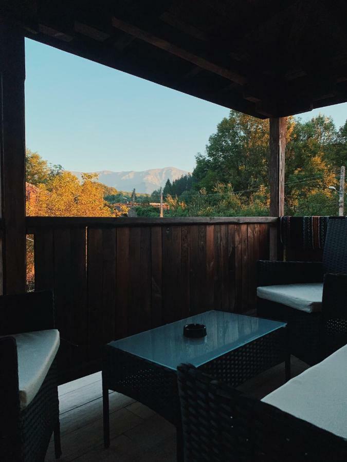 Карамановите Къщи Apriltsi  Exterior foto